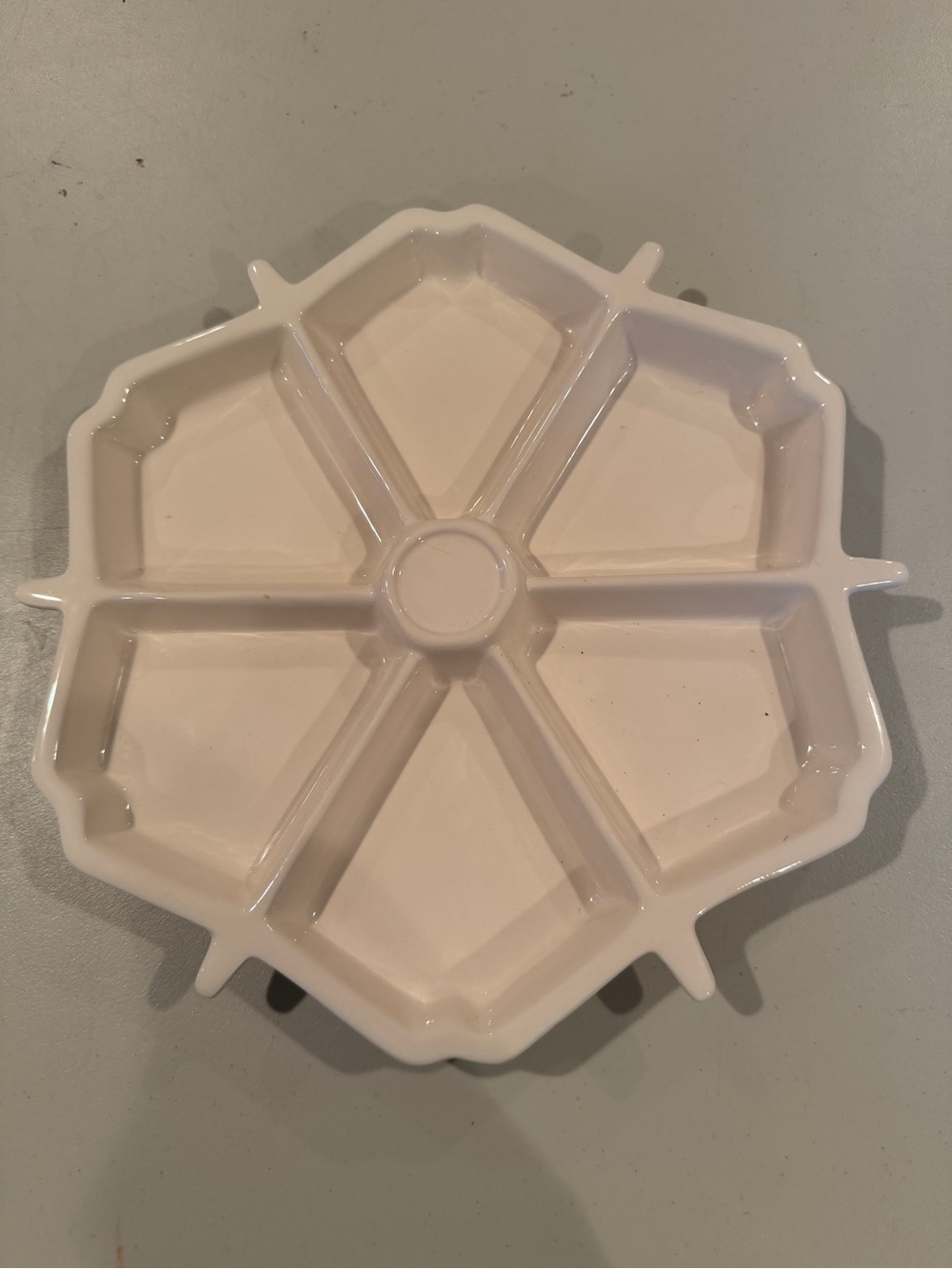 Ceramic 6-Section Serving Tray in Cream